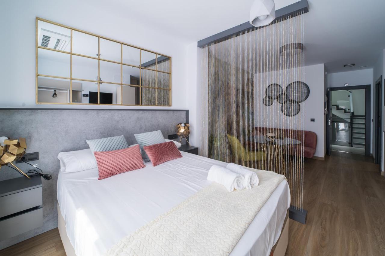 Boutique Apartments- La Gloria 1908 アルメリア エクステリア 写真