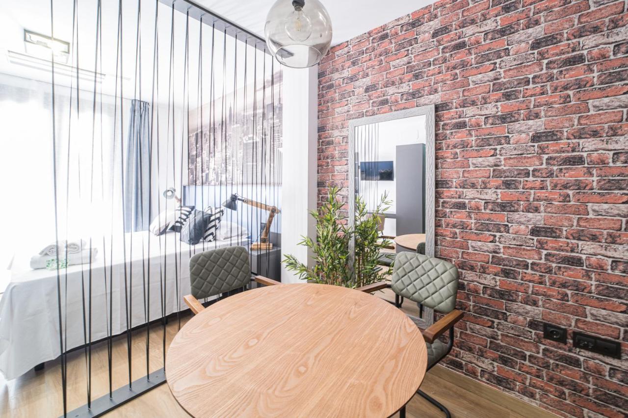 Boutique Apartments- La Gloria 1908 アルメリア エクステリア 写真